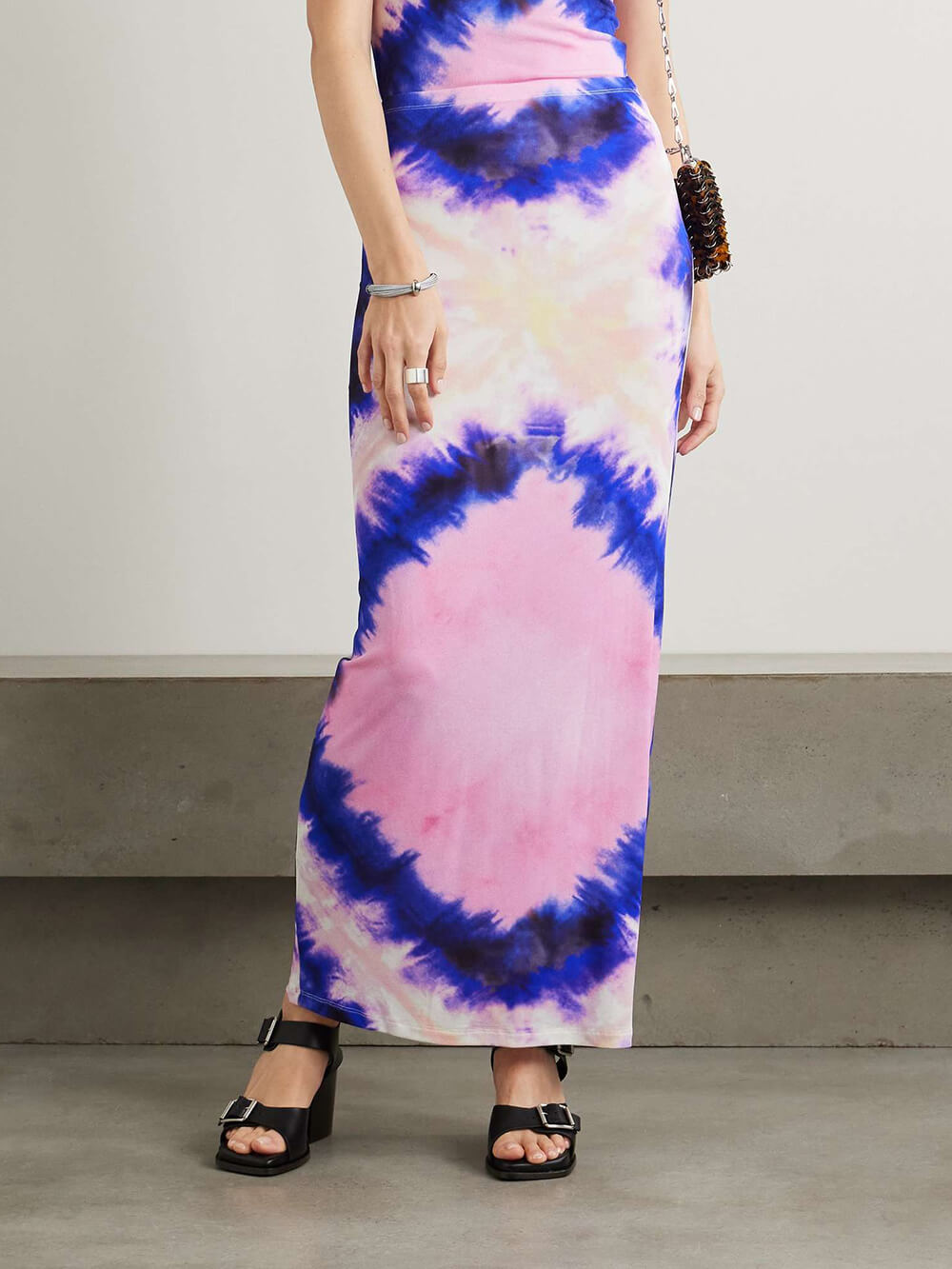 Einzigartiger Stretch-Crinkle-Maxirock mit Batikmuster