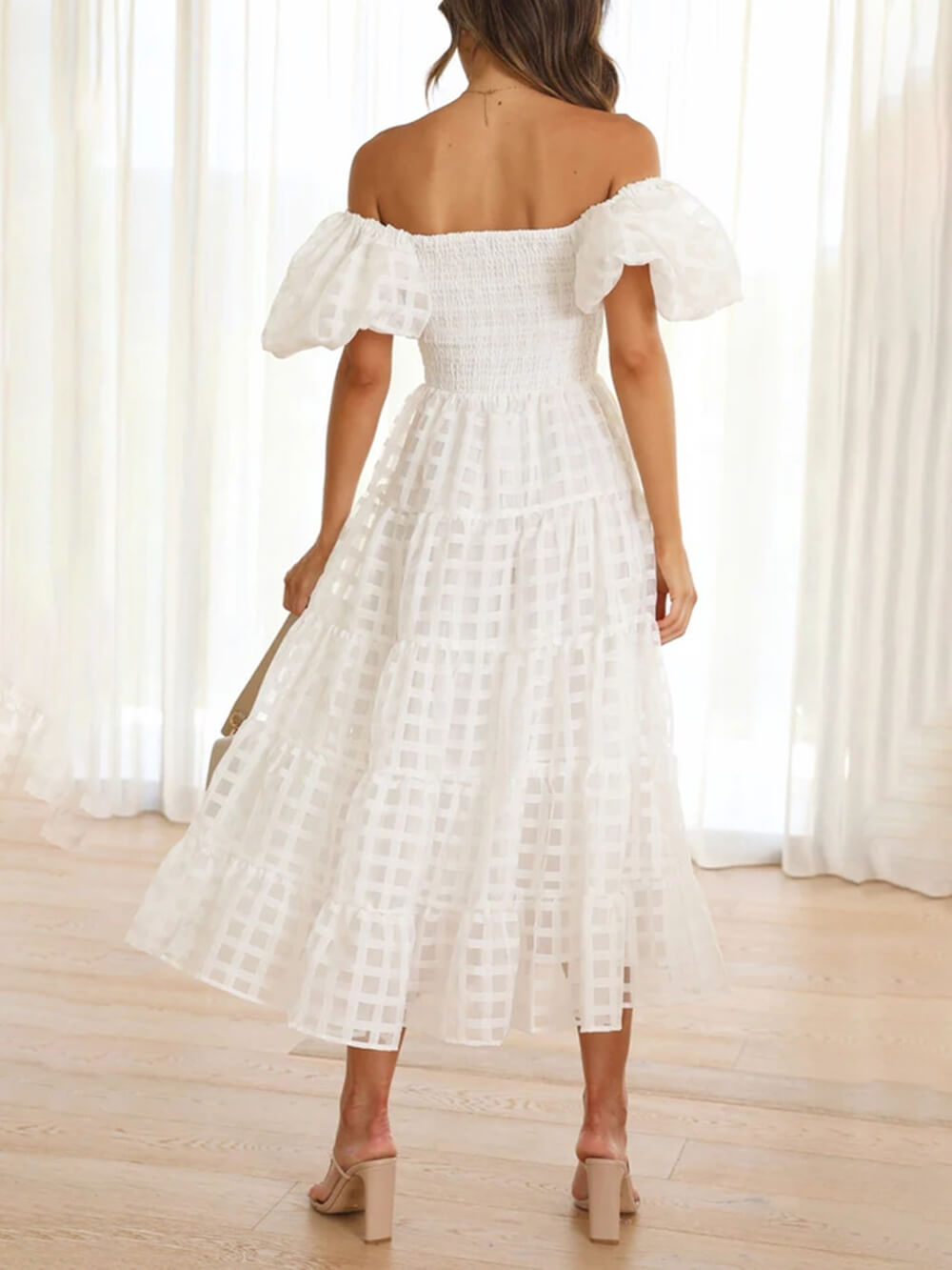 Robe mi-longue trapèze à une épaule en mousseline de soie à manches bouffantes