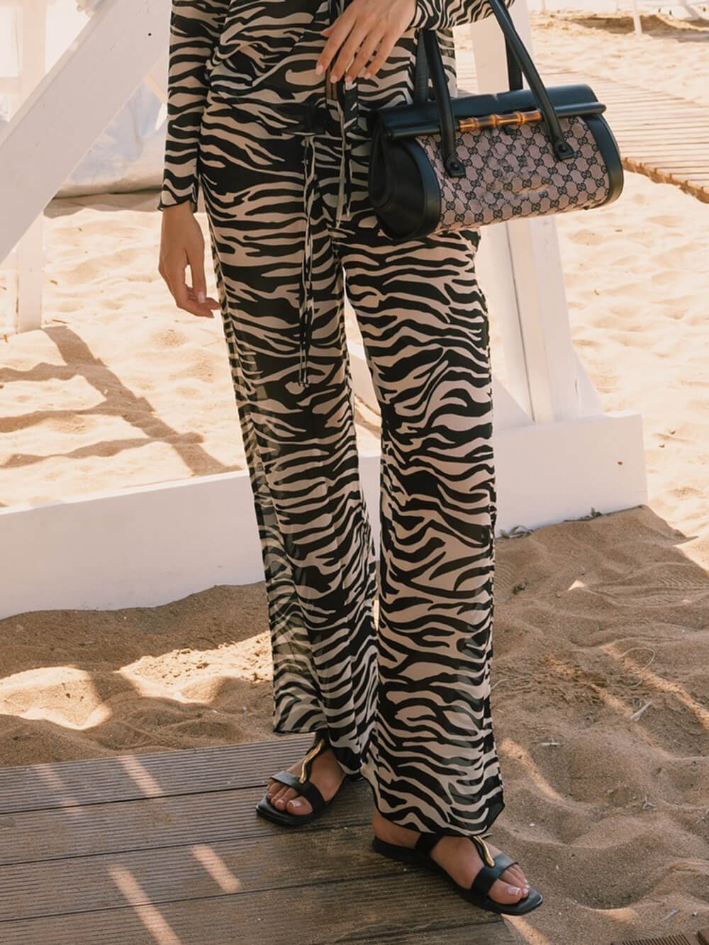 Einzigartige Hose mit geradem Bein und hoher Taille im Zebra-Print