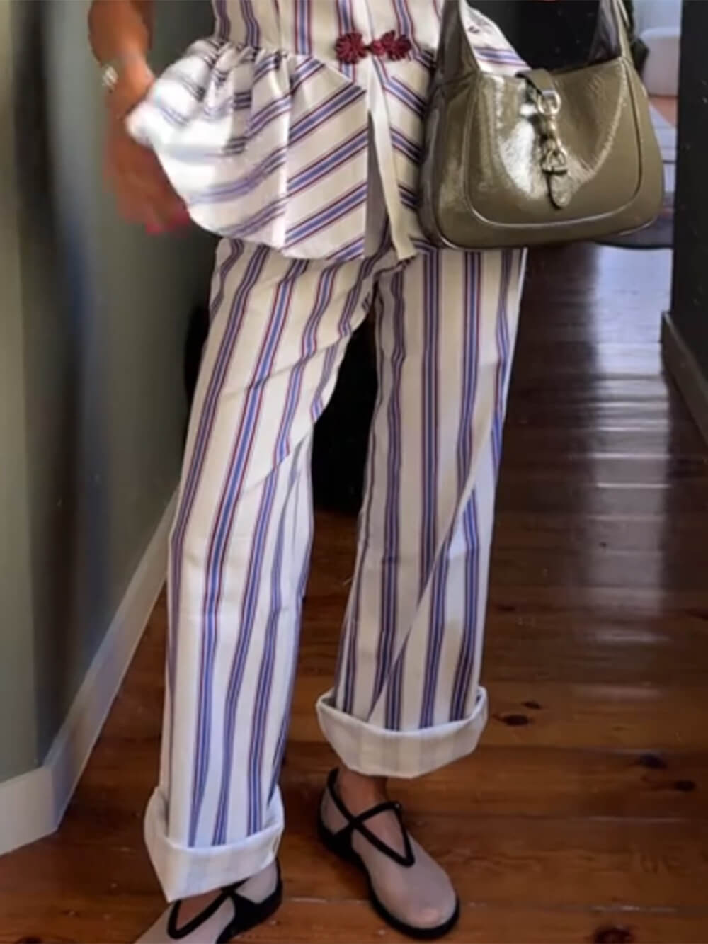 Hose mit geradem Bein und hoher Taille im Retro-Streifenmuster