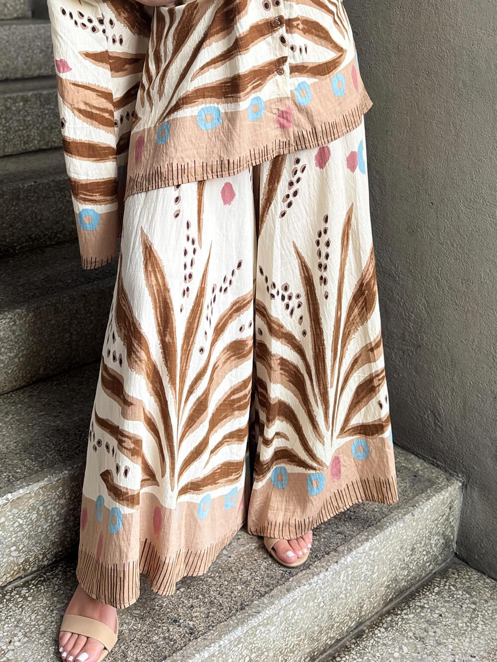 Chemise boutonnée surdimensionnée à manches tombantes et imprimé bohème unique