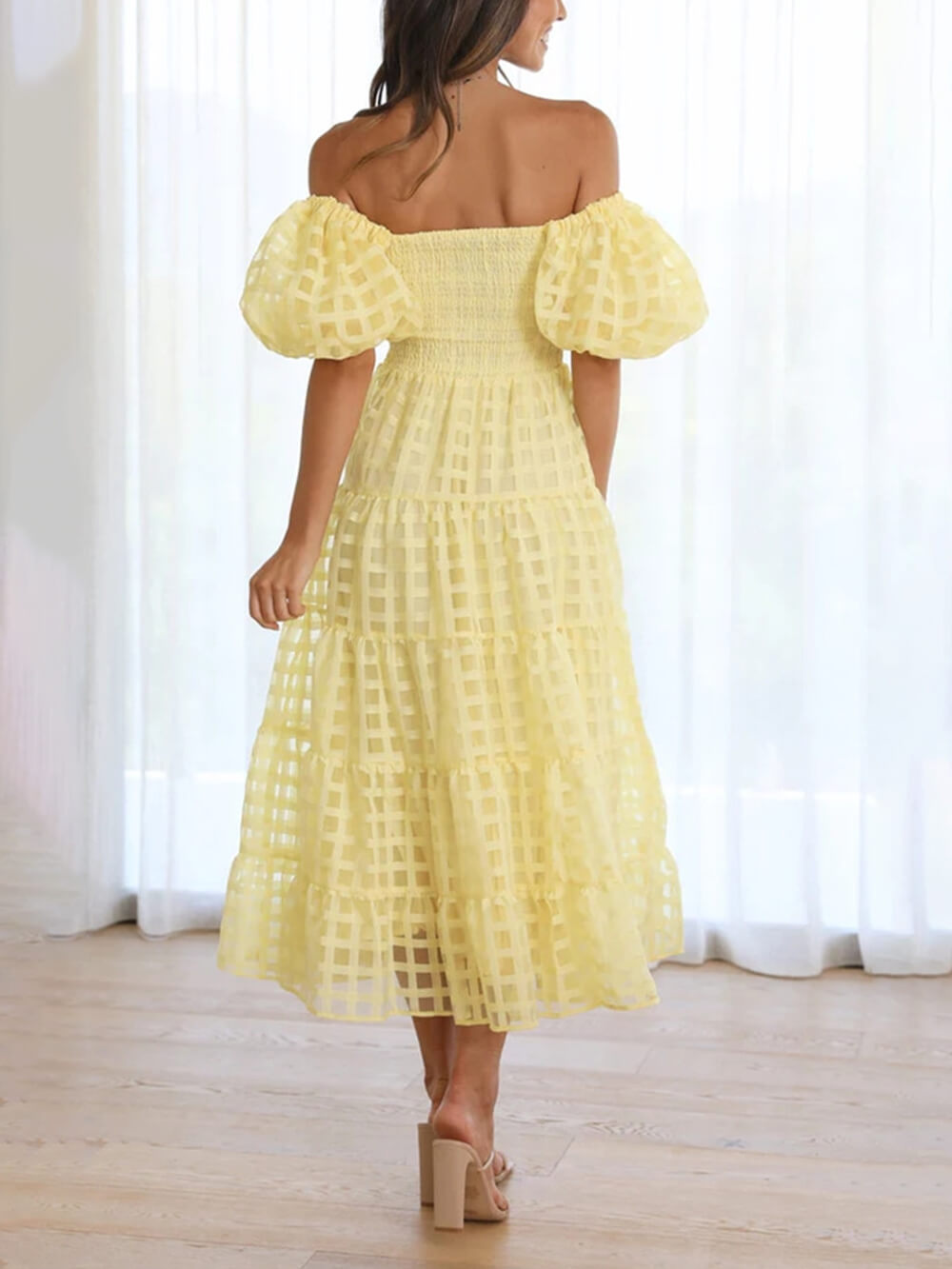 Robe mi-longue trapèze à une épaule en mousseline de soie à manches bouffantes
