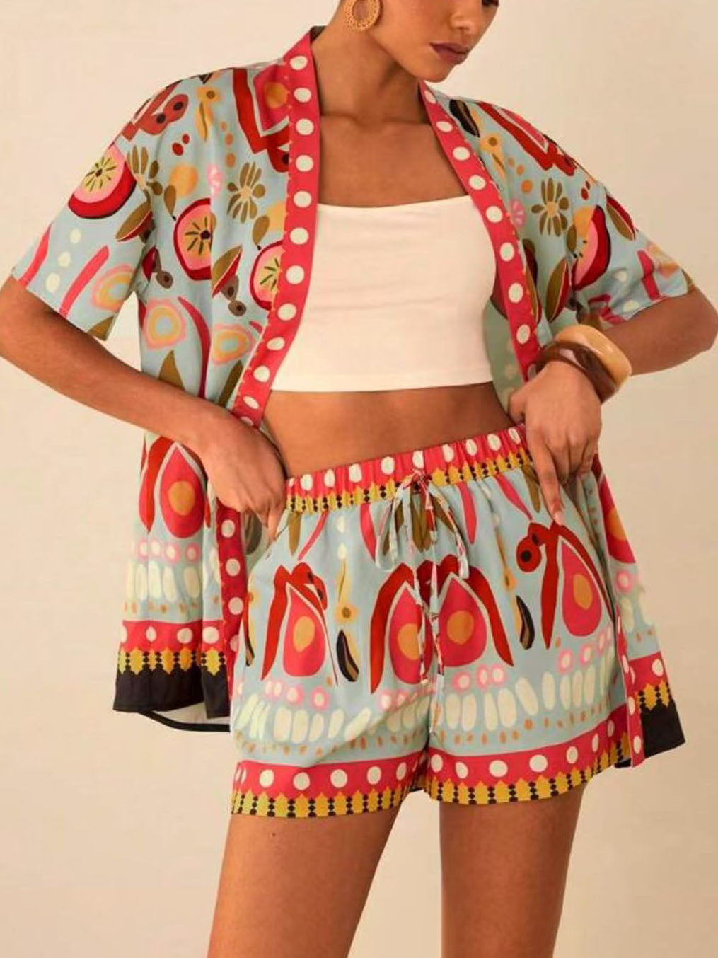 Personalisiertes zweiteiliges Shorts-Set mit Graffiti-Blumendruck