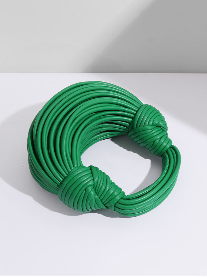 Sac fourre-tout tissé à pompons noués