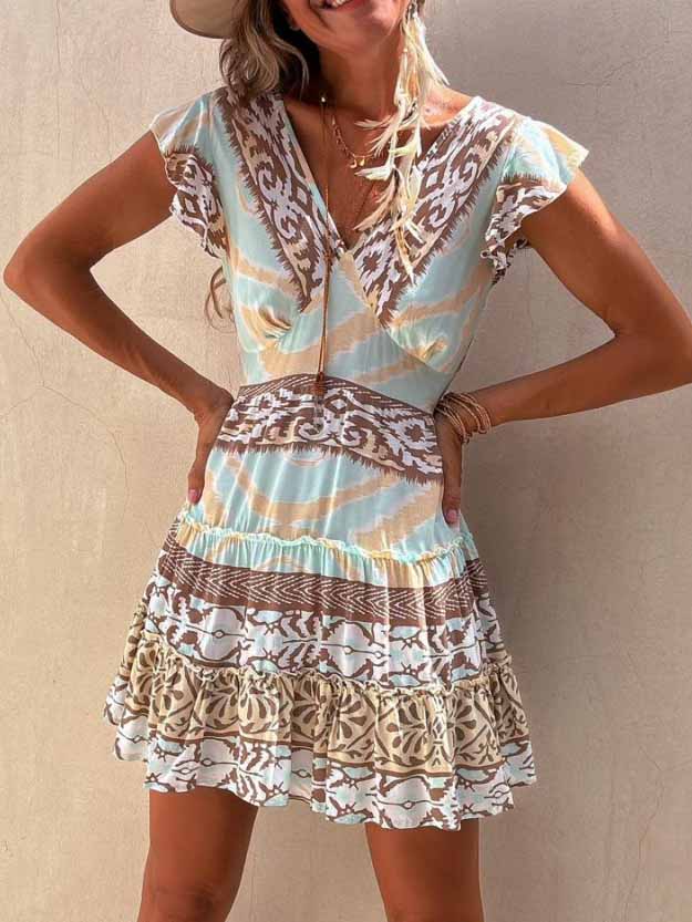 Lässiges Minikleid mit V-Ausschnitt und Bohème-Print