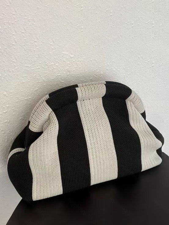 Sac nuage tricoté à rayures contrastées