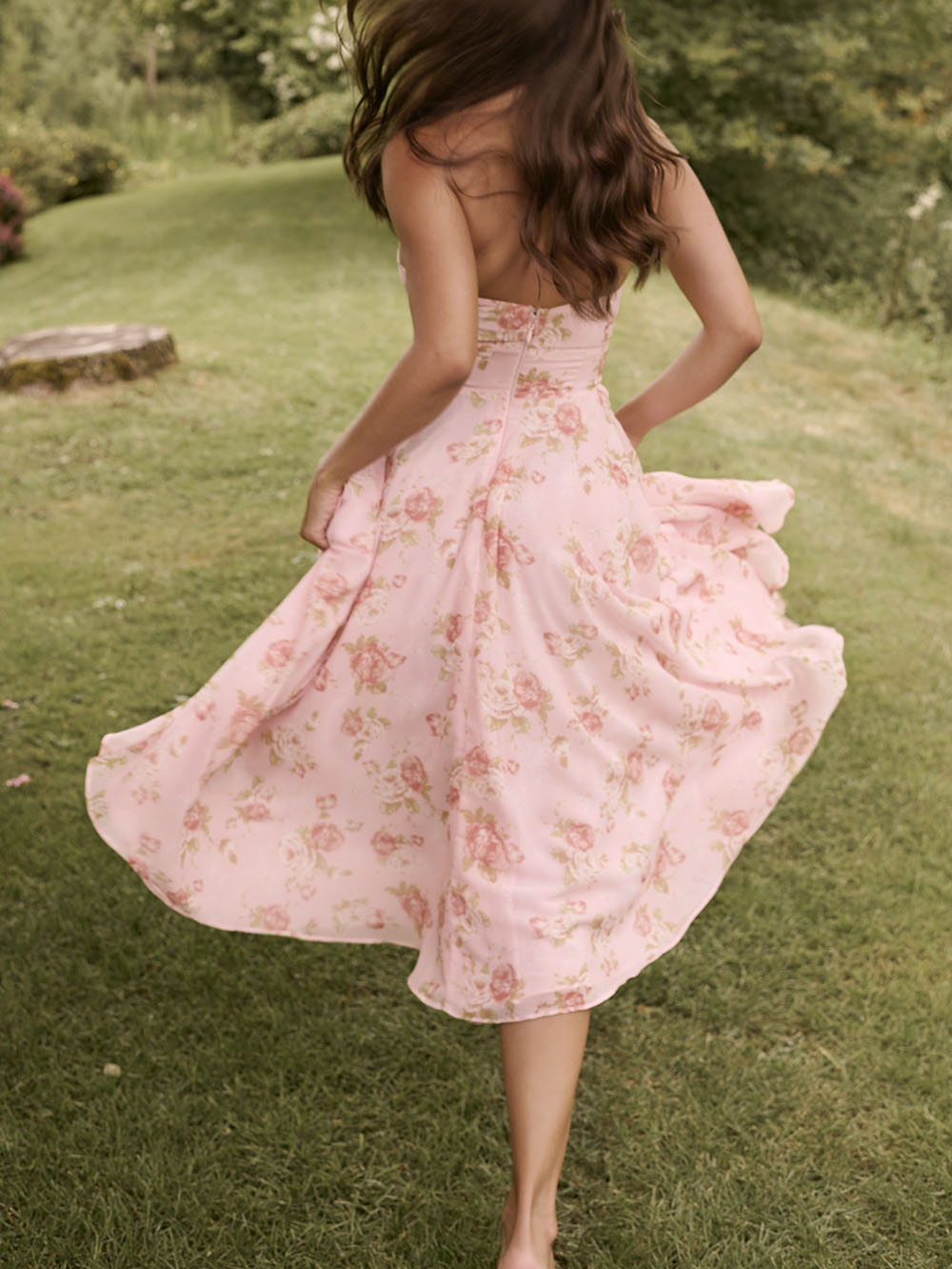Robe mi-longue rétro à col en V et imprimé roses