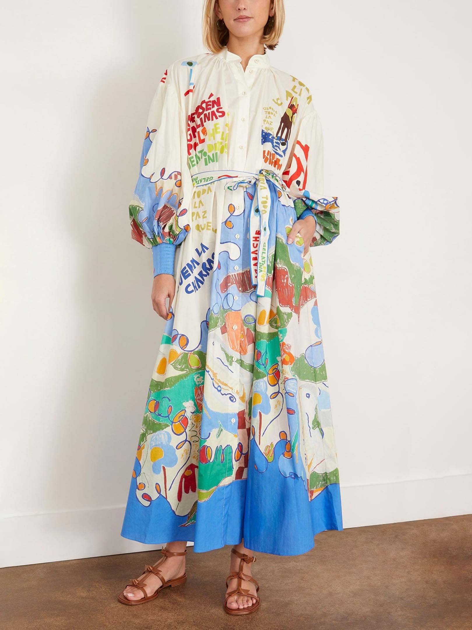 Robe longue style chemise à imprimé unique peint sur l'île