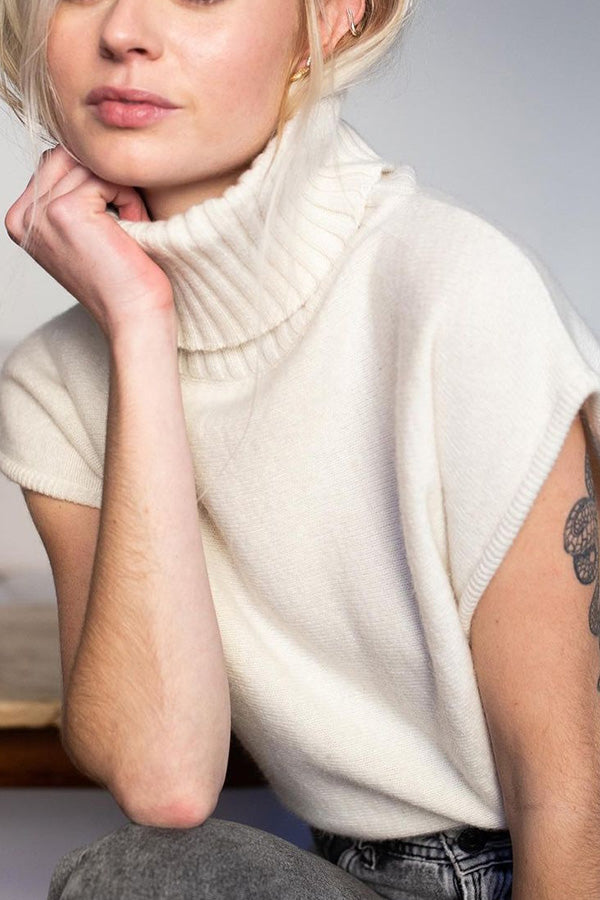 Turtleneck Sleeveless Top Fashion Casual Sweater White