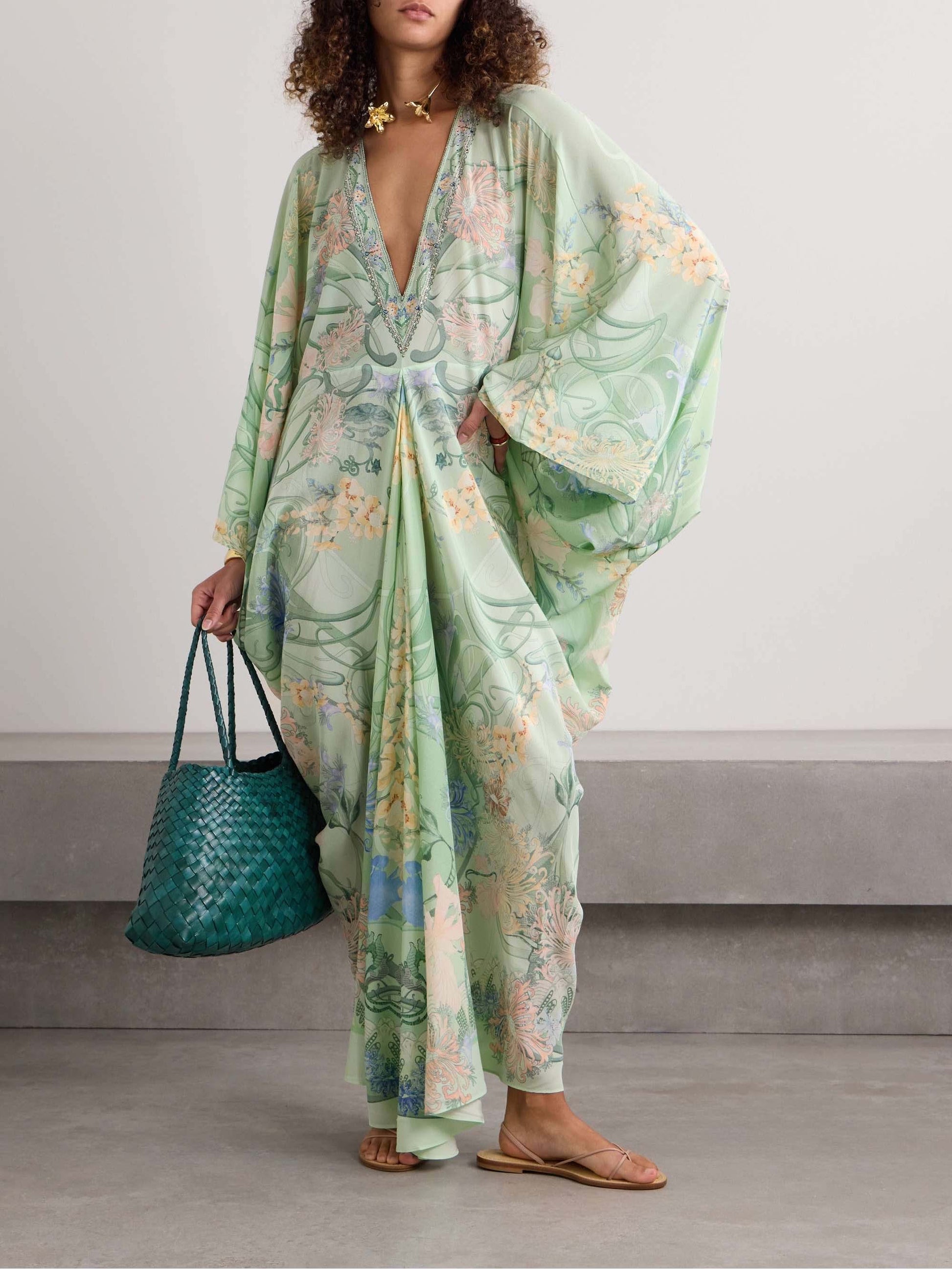 Robe midi surdimensionnée à imprimé floral et col en V