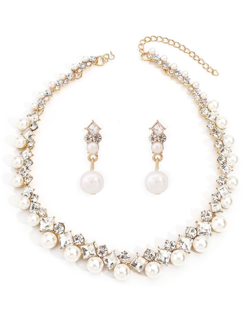 Elegantes Set aus Halskette und Perlenohrringen aus Barocklegierung