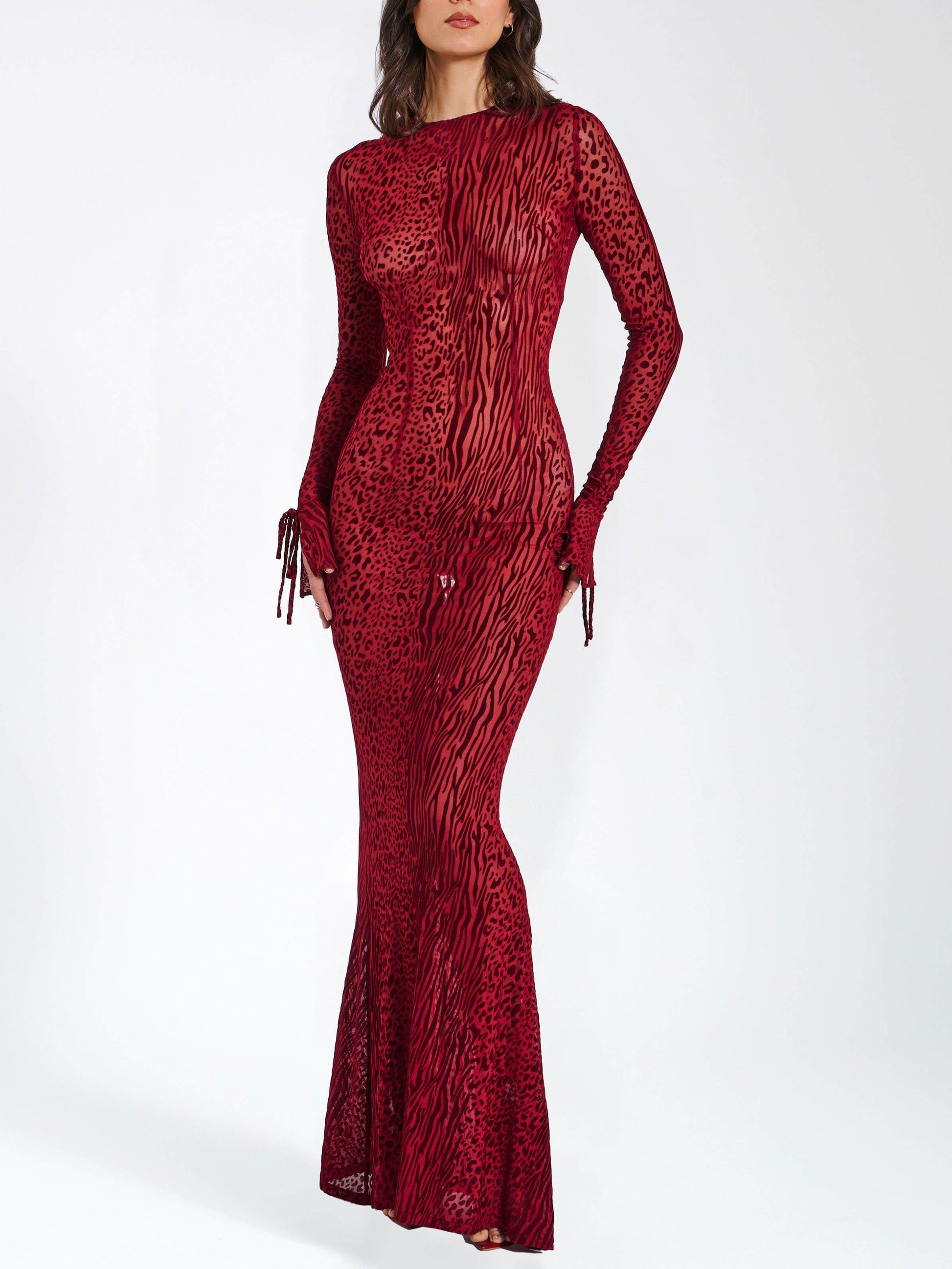 Robe longue dos nu en velours et maille léopard exquise