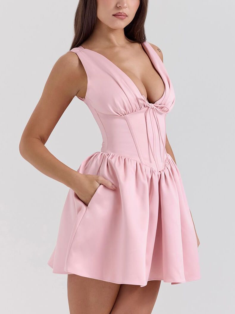 Elegantes Minikleid mit V-Ausschnitt und Satinschleife