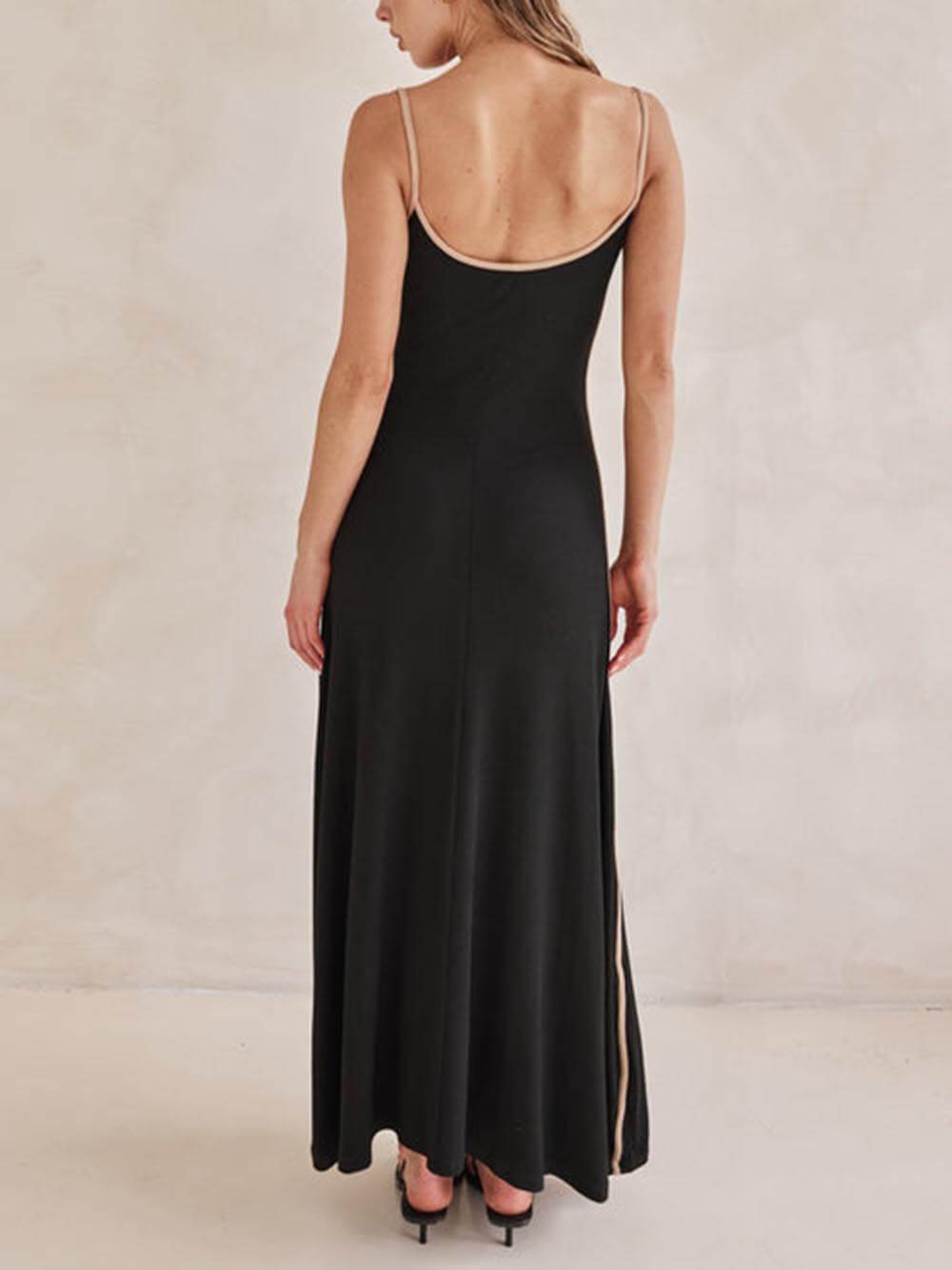 Robe longue dos nu à bretelles et rayures contrastées