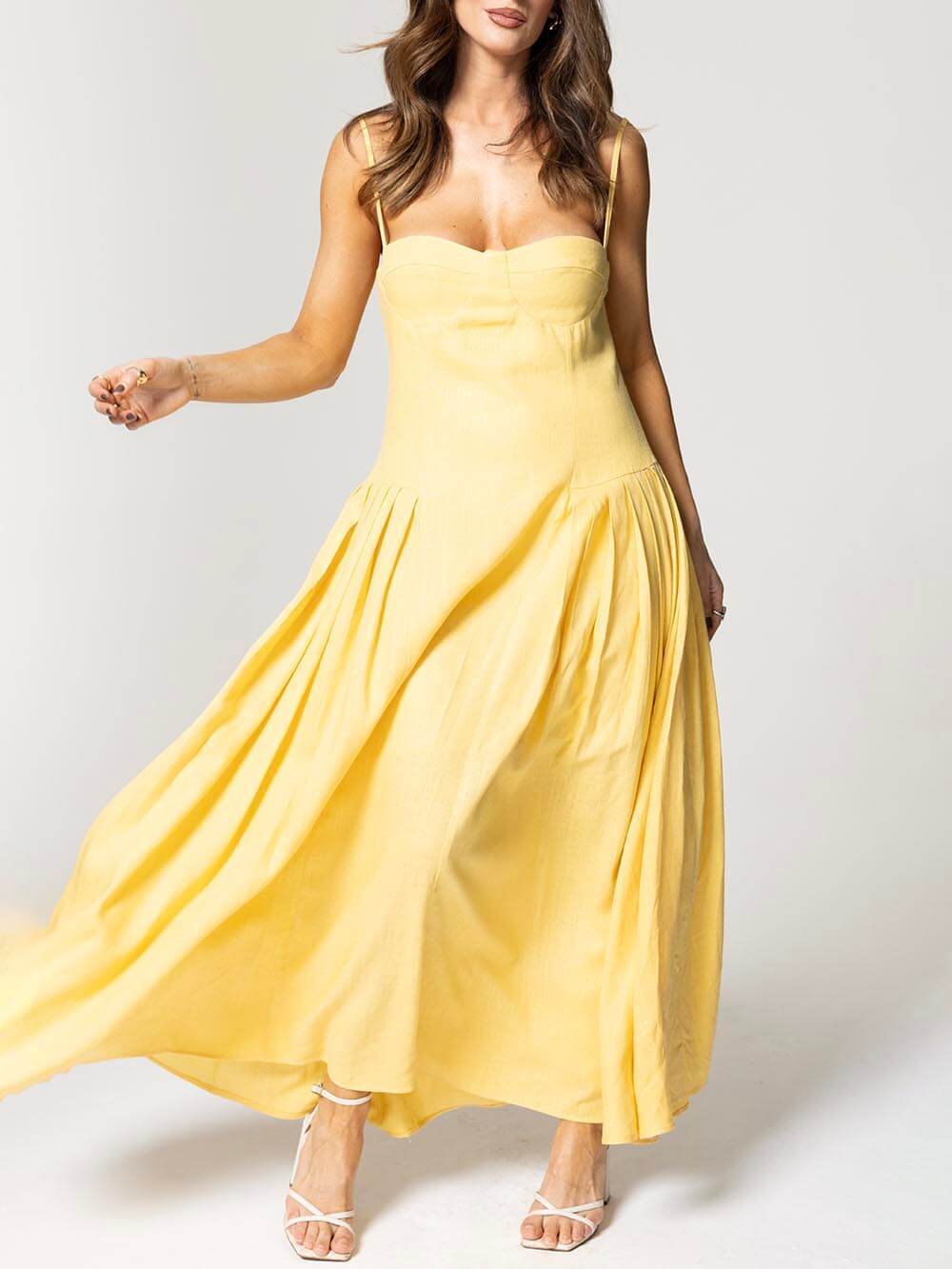 Robe midi plissée élégante à dos nu Dora