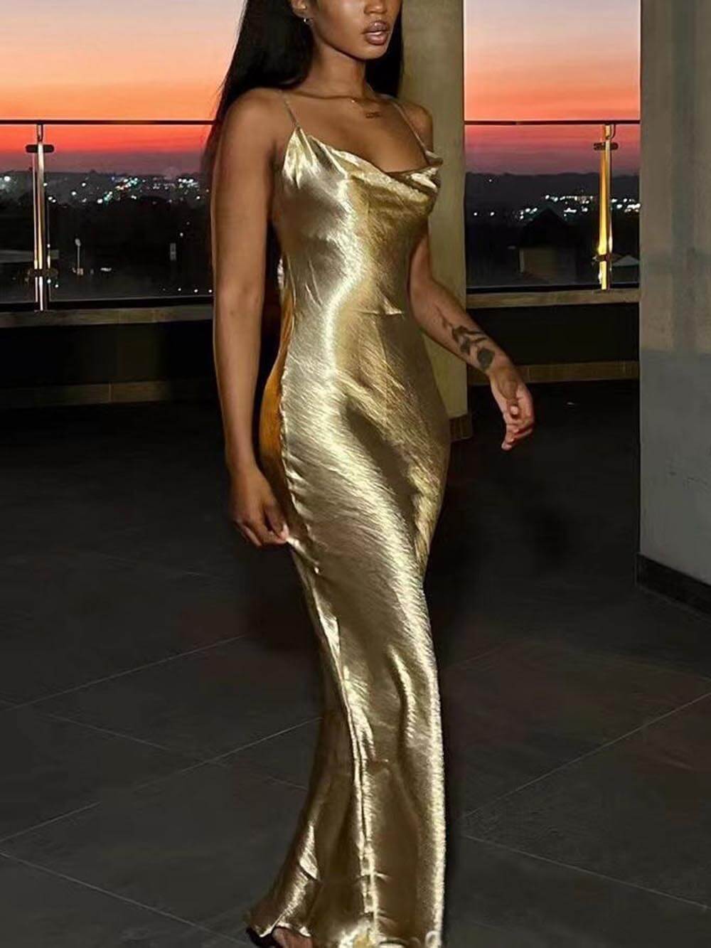 Elegantes rückenfreies Maxikleid aus Satin mit Spaghettiträgern