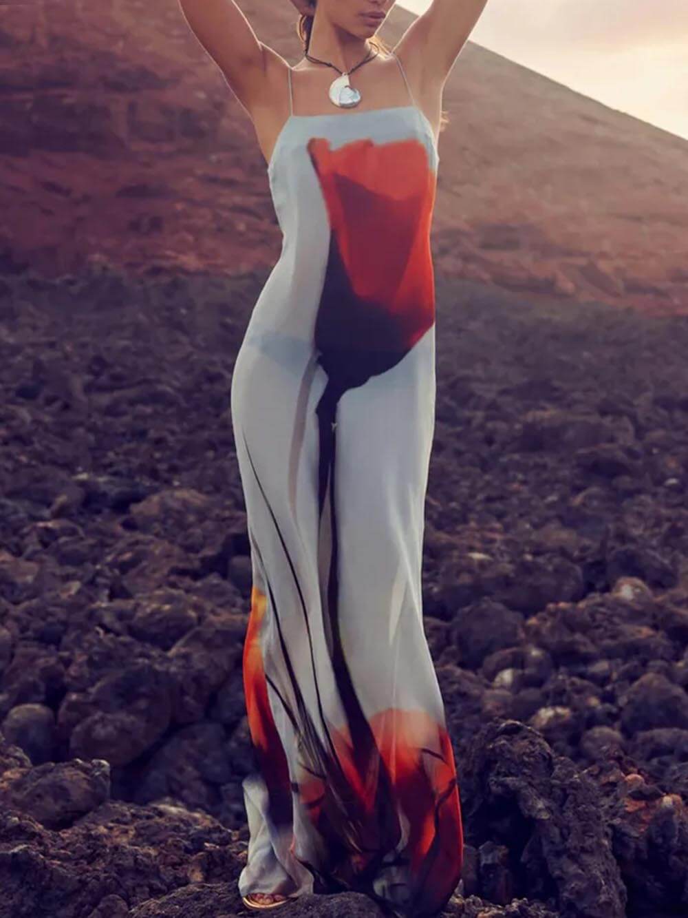 Vacation – H-Linien-Maxikleid mit abstraktem Tulpendruck