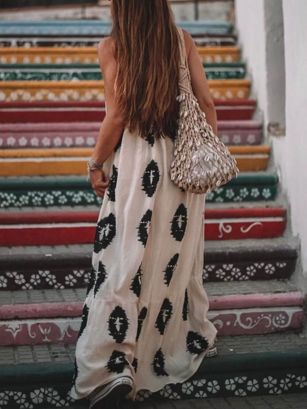 Sunshine – Lockeres Maxikleid mit One-Shoulder-Träger und Ethno-Print