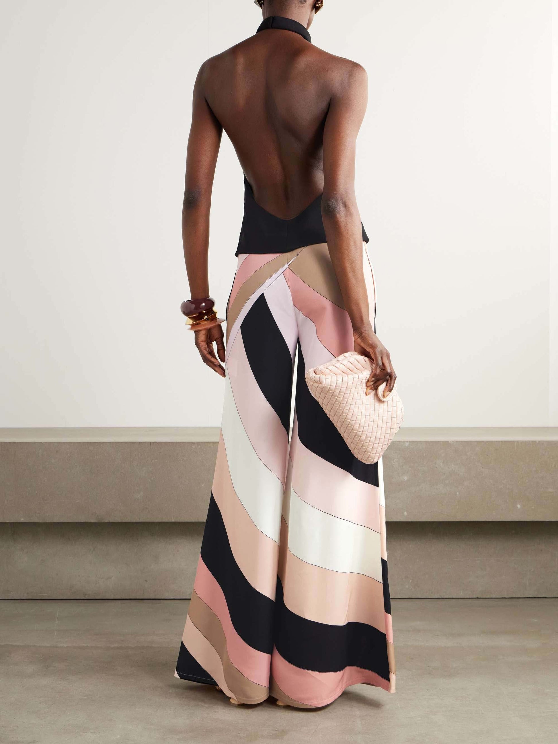 Combinaison élégante à rayures et col licou