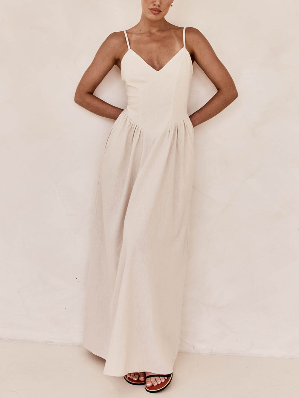 Sunset – Ärmelloses Maxikleid mit Hosenträgern und plissiertem Einsatz