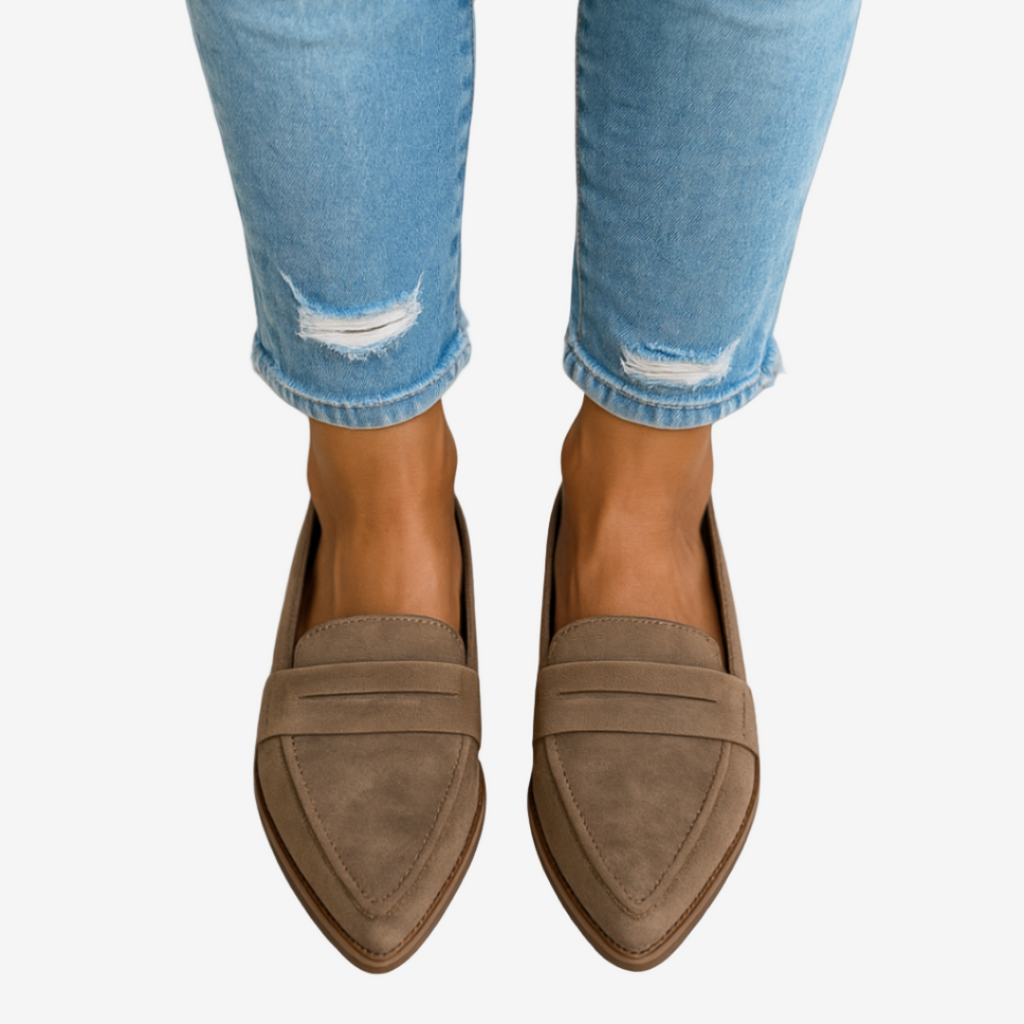 Norelle | Defined Line Flats