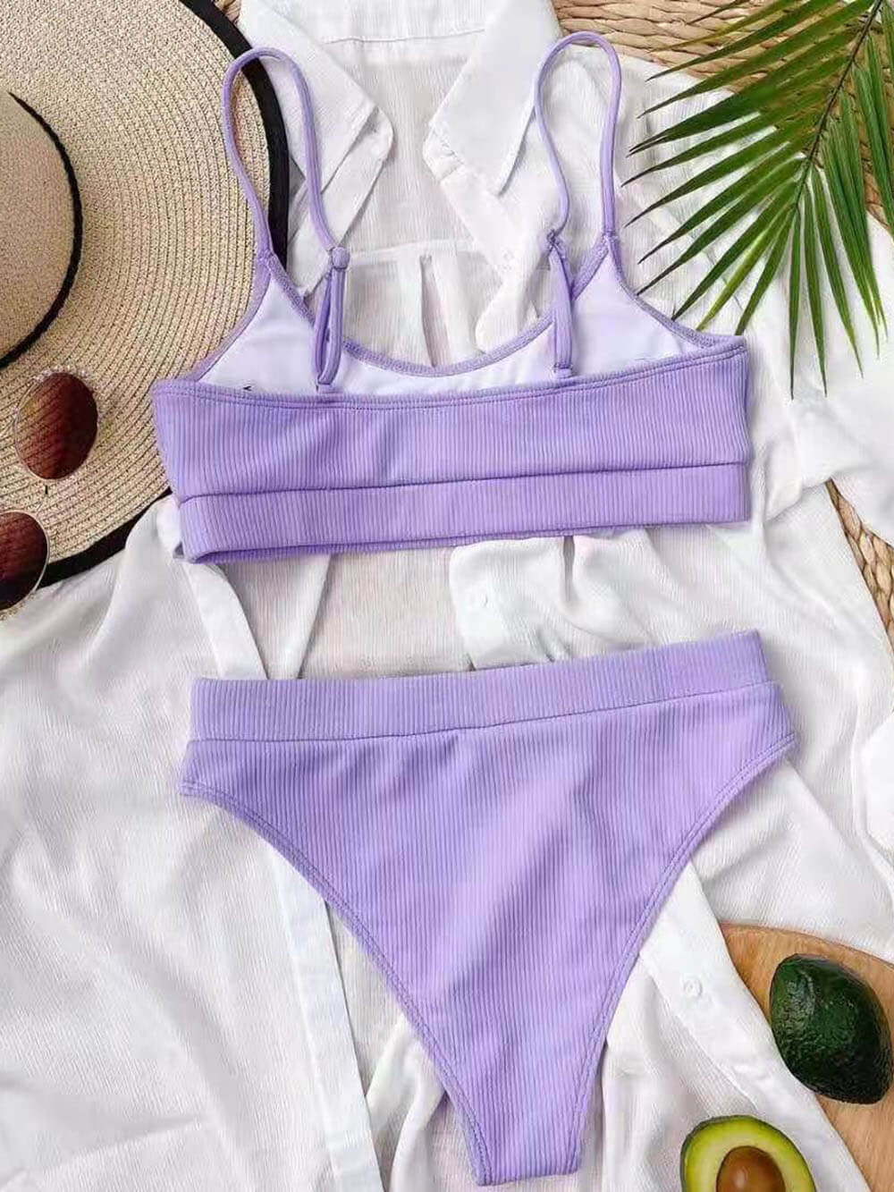 Modischer Tanktop-Bikini mit U-Ausschnitt
