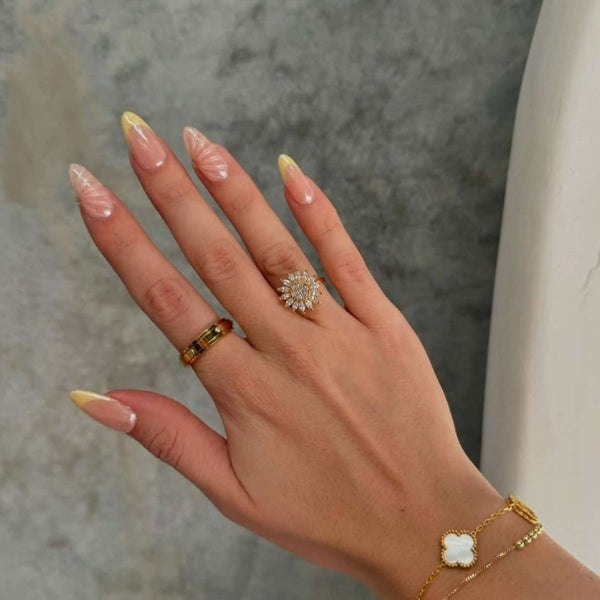The Siena Rotating Floral Ring