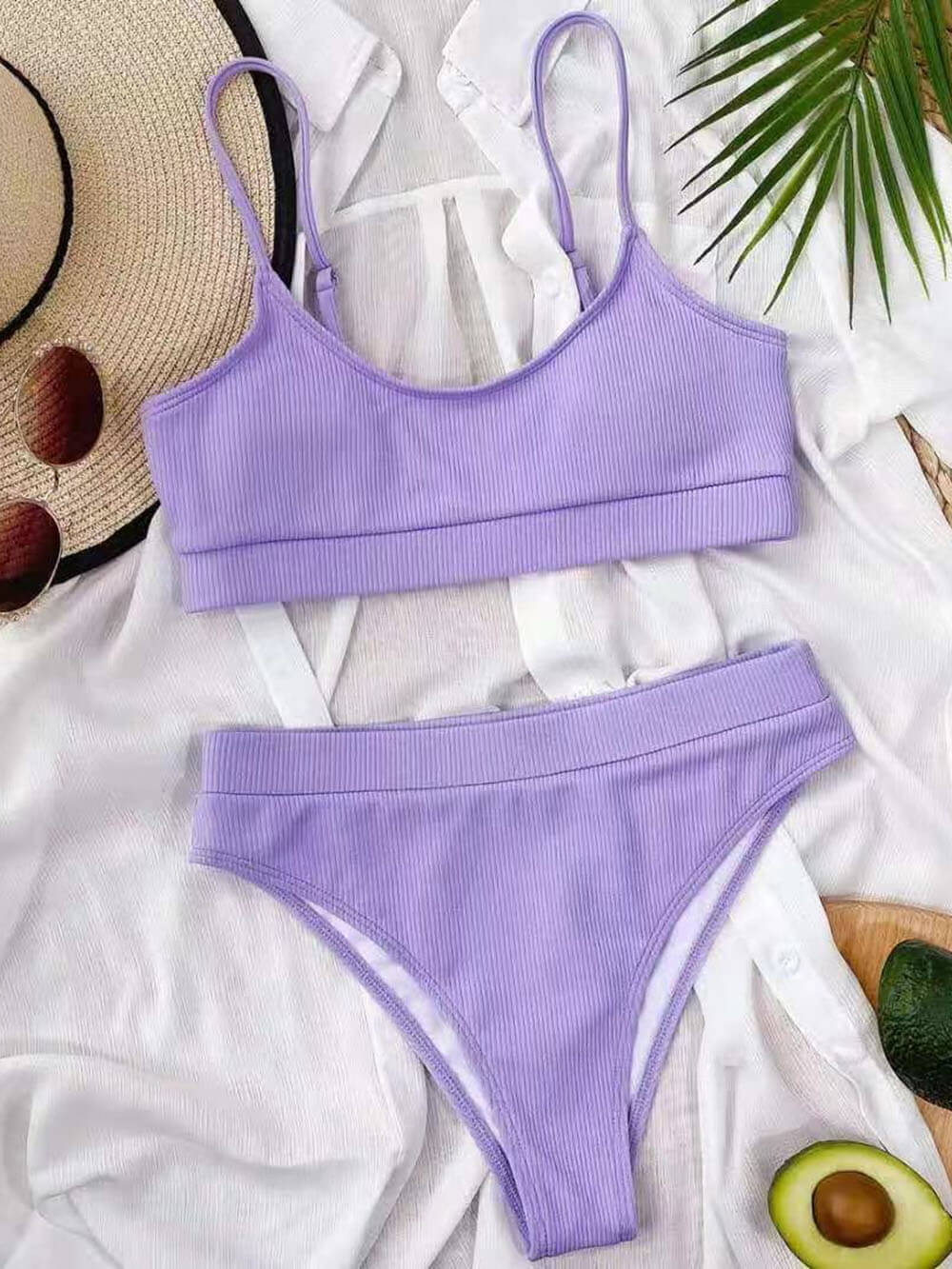 Modischer Tanktop-Bikini mit U-Ausschnitt
