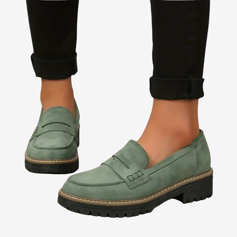 Alvire | Everyday Flats