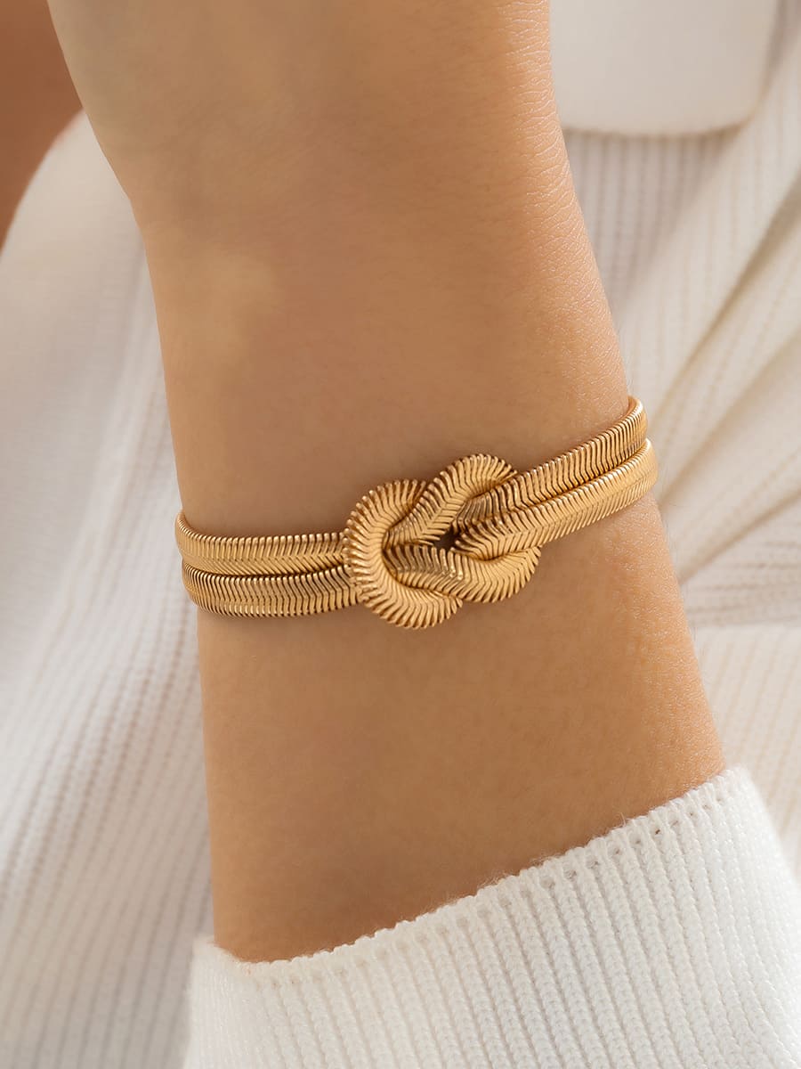 Coil Snake Bone Chain Bracelet Gold one size
