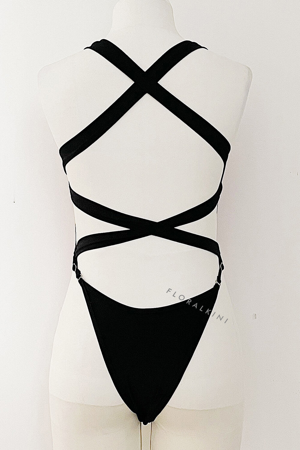 Color Block V Neck High-Cut One Piece Swimsuit - Black & Red