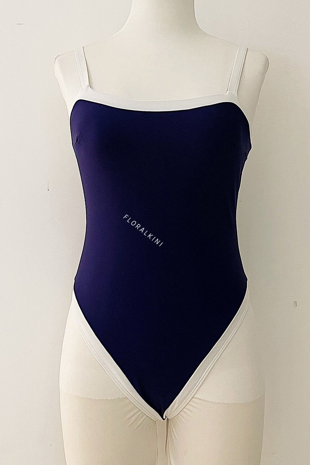 Colorblock Contrast Trim High Rise One Piece Swimsuit - Navy & White