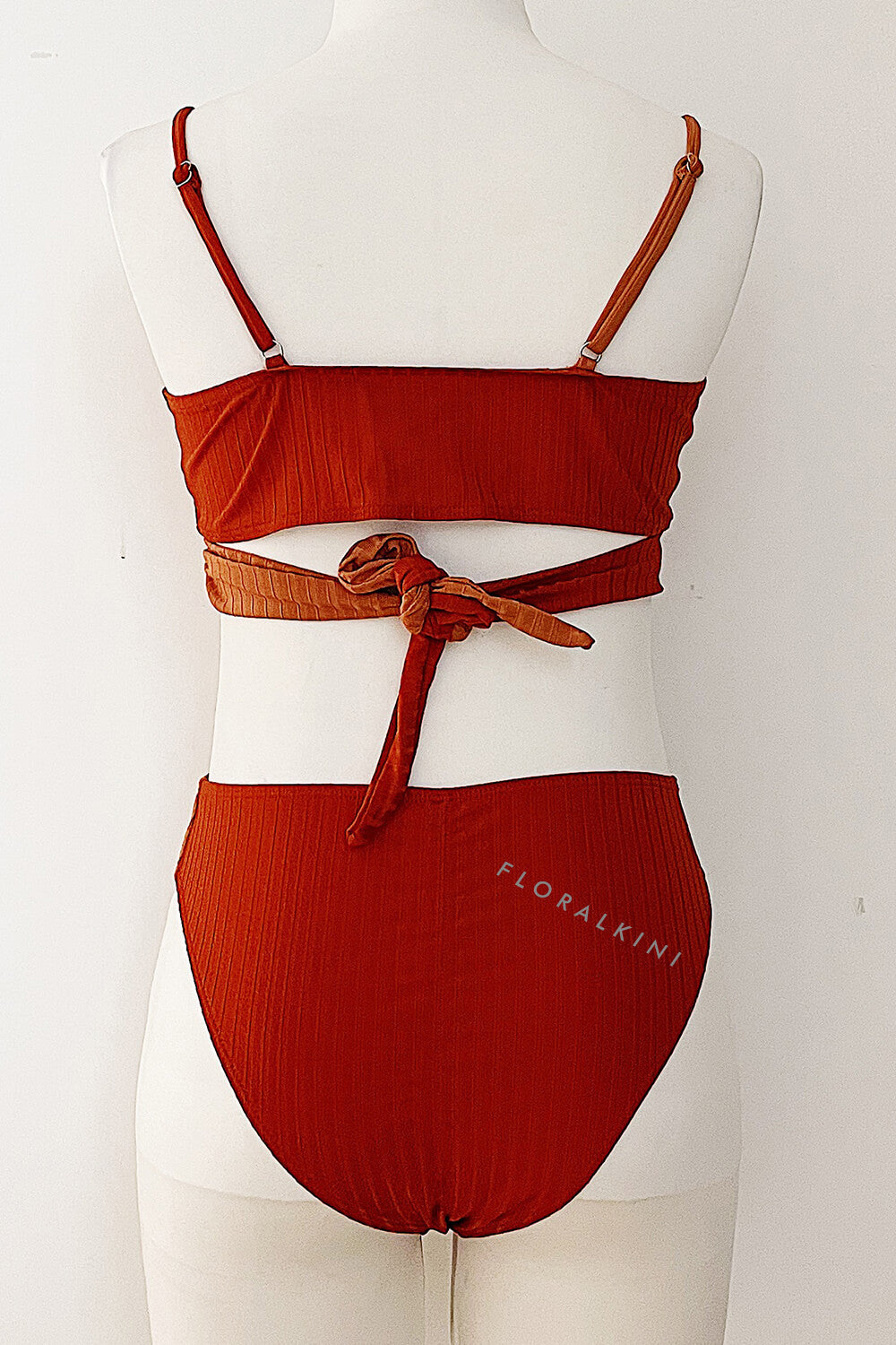 Red Rib Criss-Cross Colorblock Spliced Bikini Top