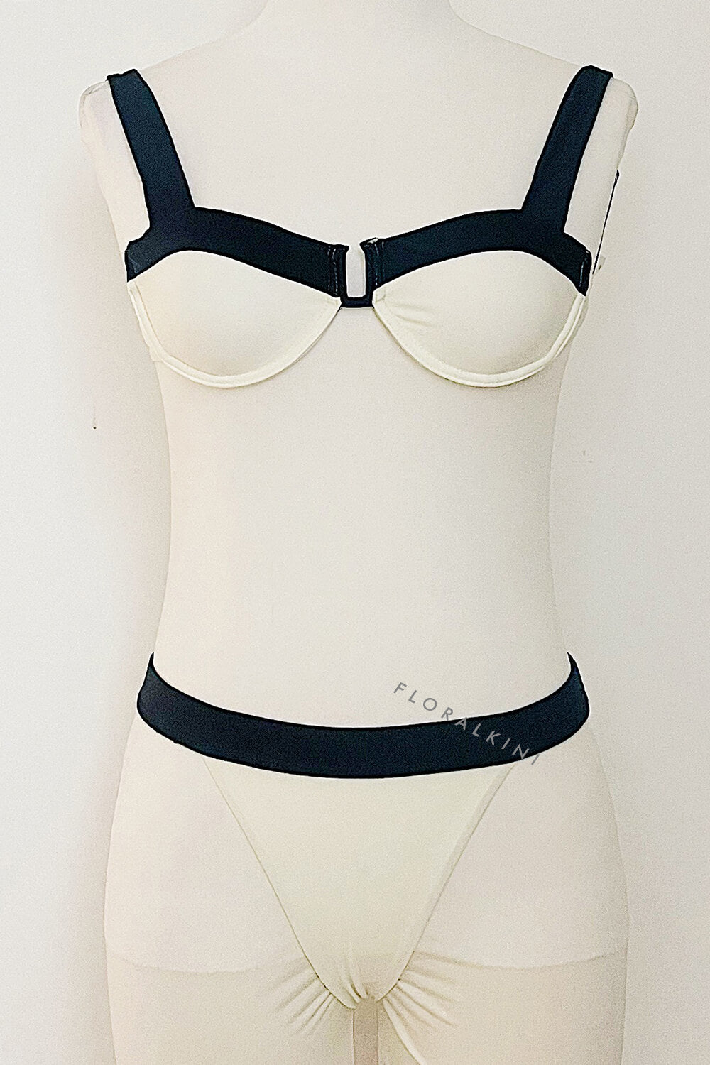 Color Block U-Wire High Cut Bikini Set - White