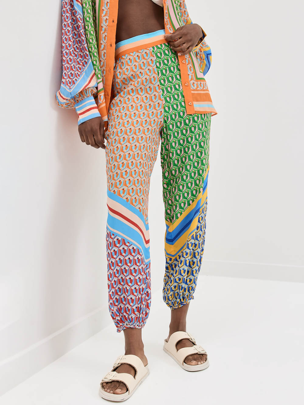 Pantalon bloomer ample à taille élastique et poches, imprimé unique et coloré