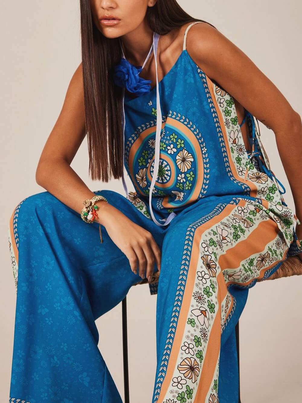 Pantalon ample à taille élastique et imprimé floral unique et classique