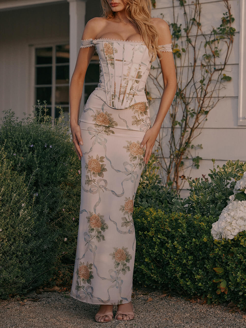 Korsett-Maxikleid mit Retro-Print