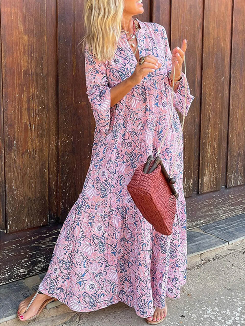 Robe longue ample à imprimé floral et col en V pour les fêtes
