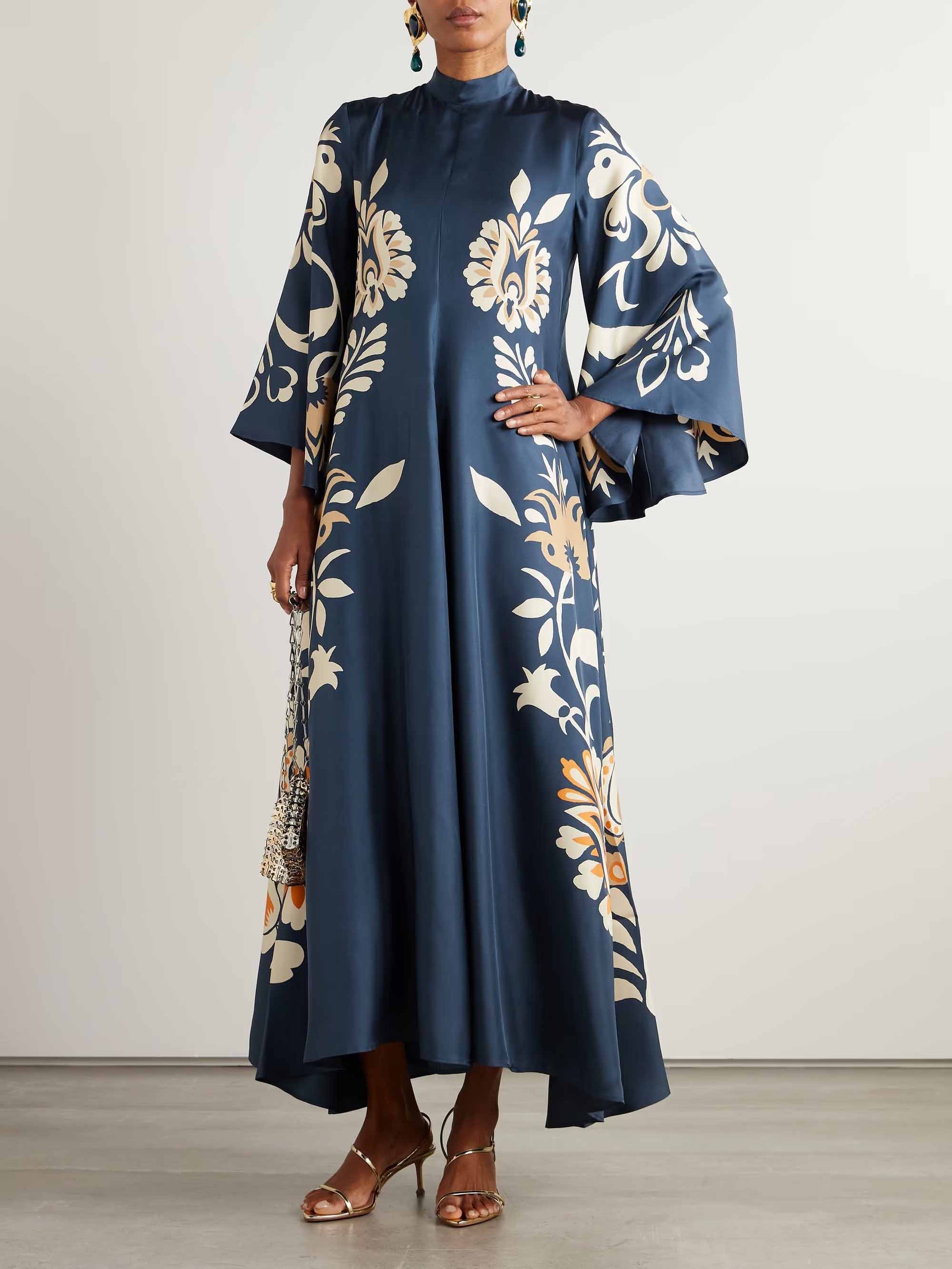 Fließendes Maxikleid mit Vintage-Blumendruck-Ausschnitt
