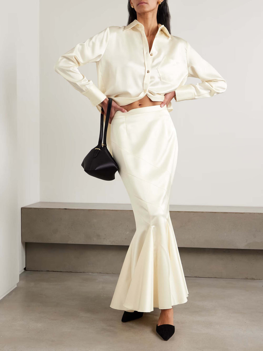 Jupe longue sirène plissée en satin élégante