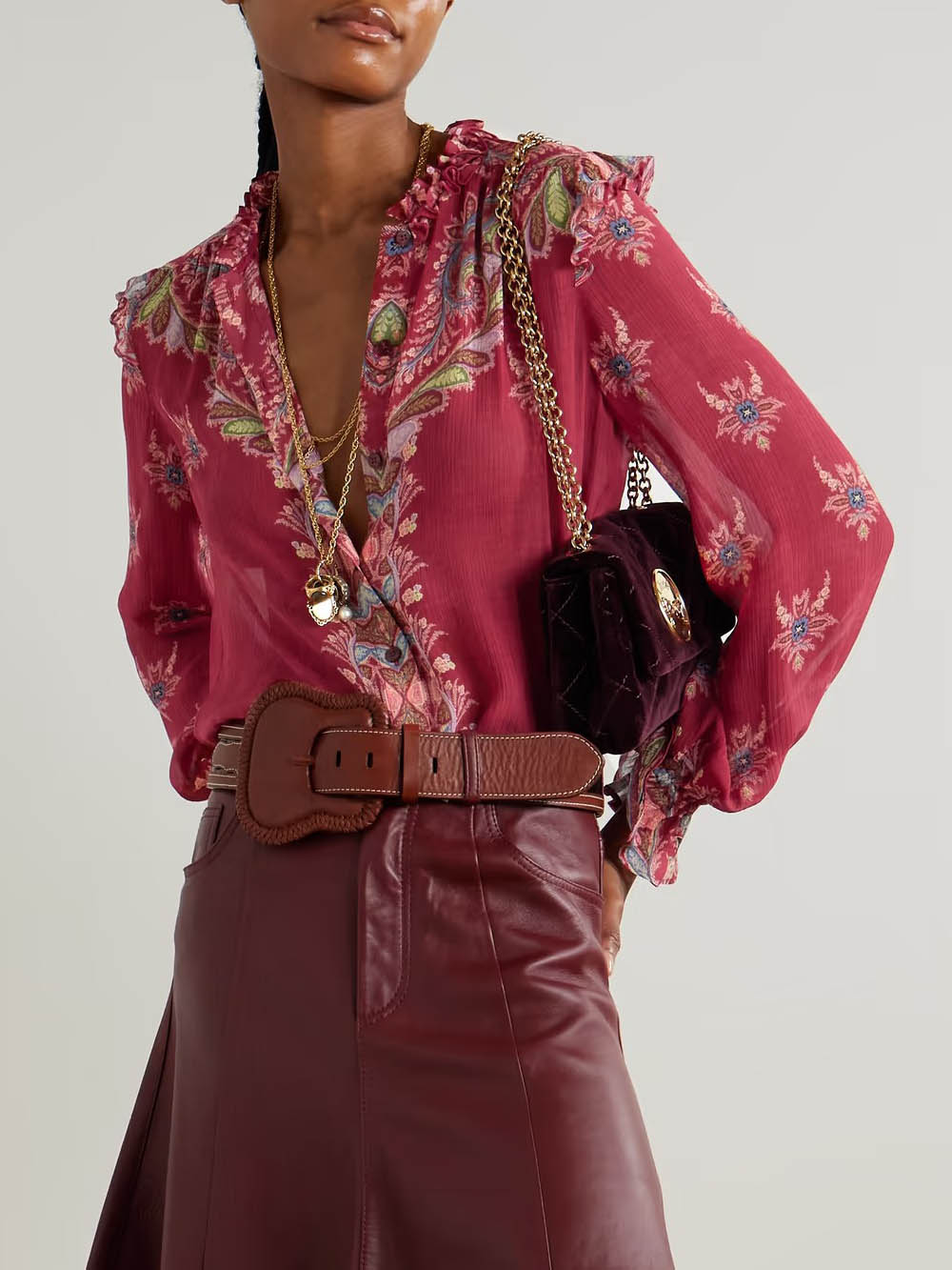 Exquisites Chiffonhemd mit Rüschen und Print im Bohemian-Stil
