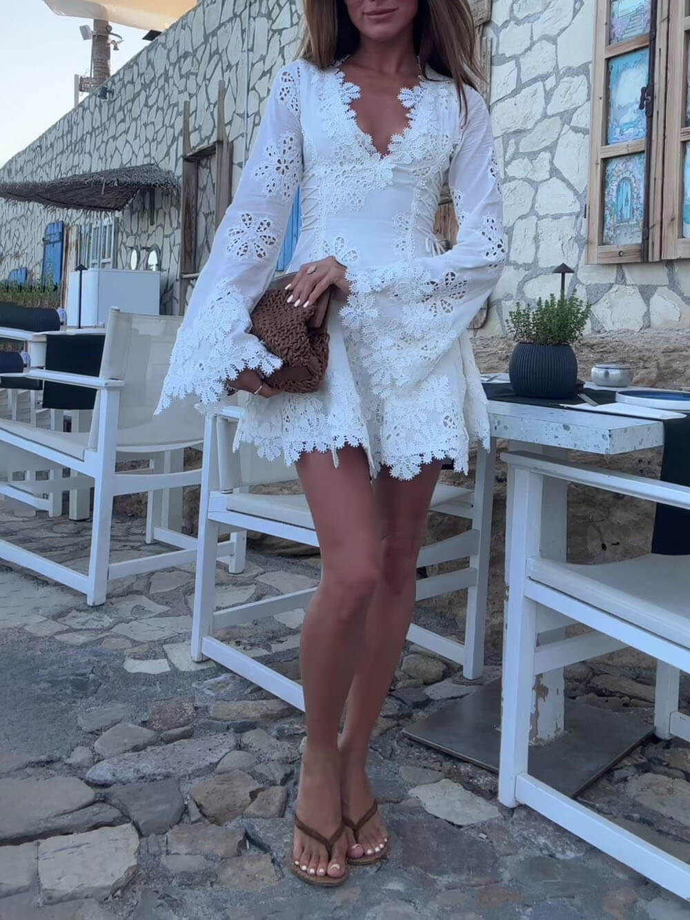 Elegantes Minikleid mit Spitzenbesatz