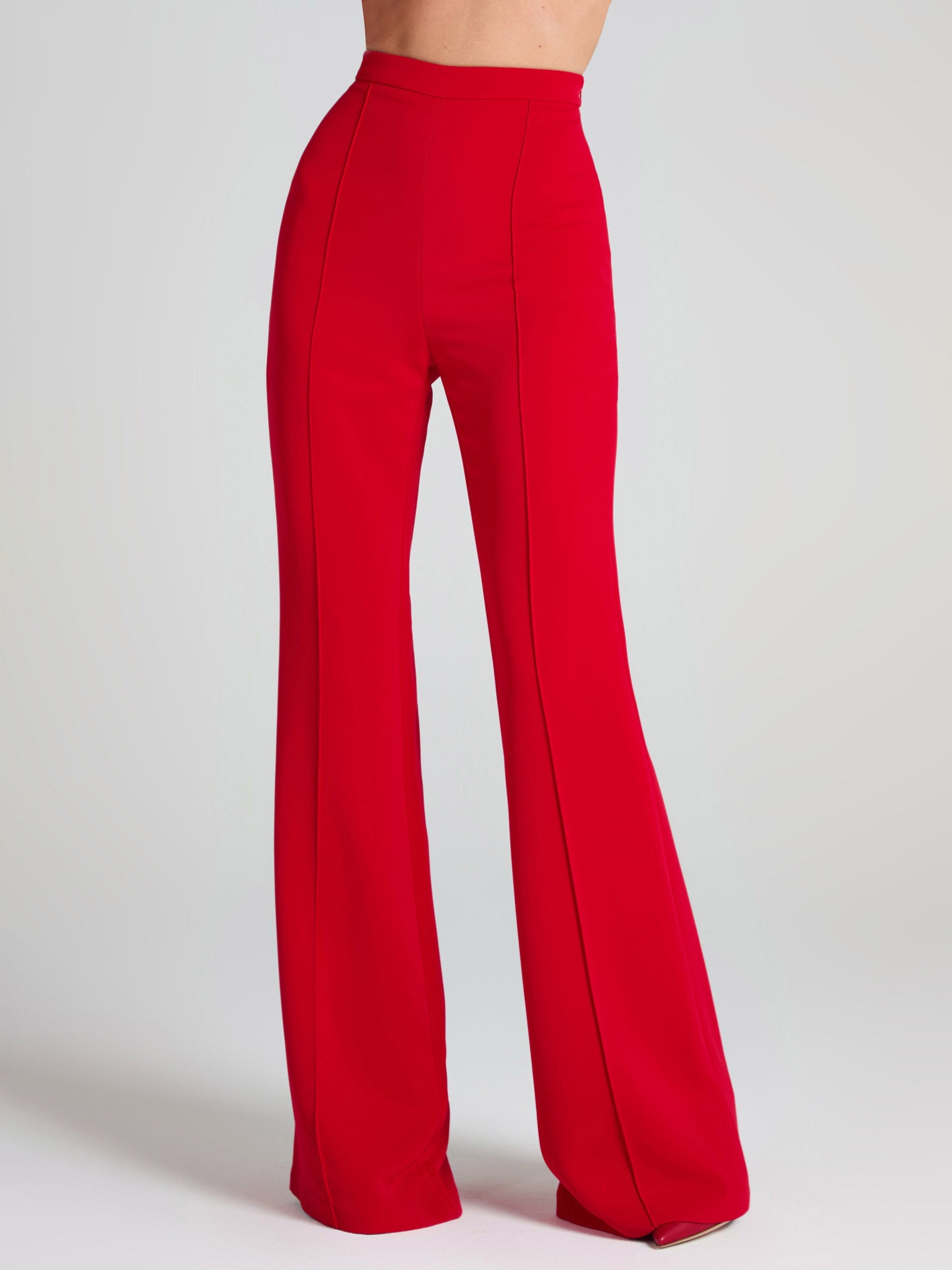 Pantalon évasé taille haute élégant et chic