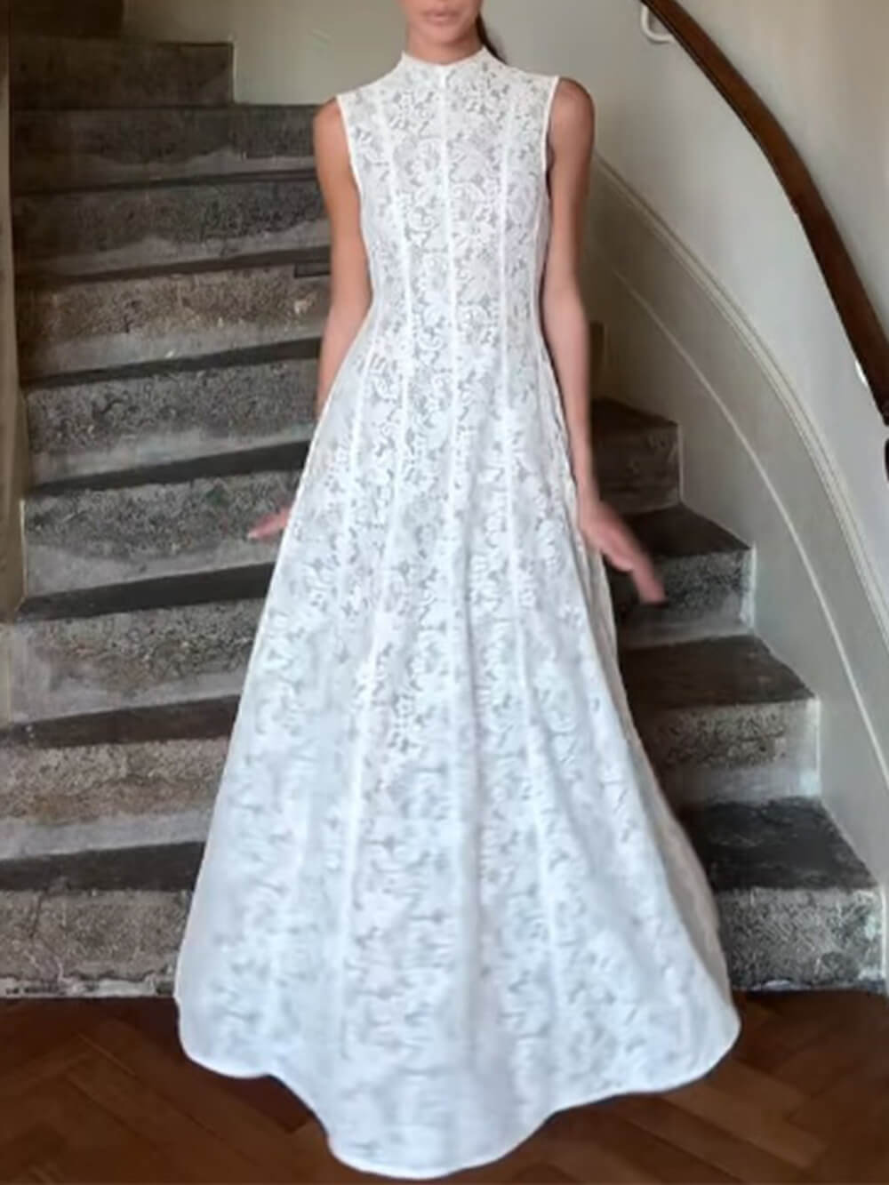 Elegantes, zeitloses, ärmelloses, figurbetontes Maxikleid aus Spitze