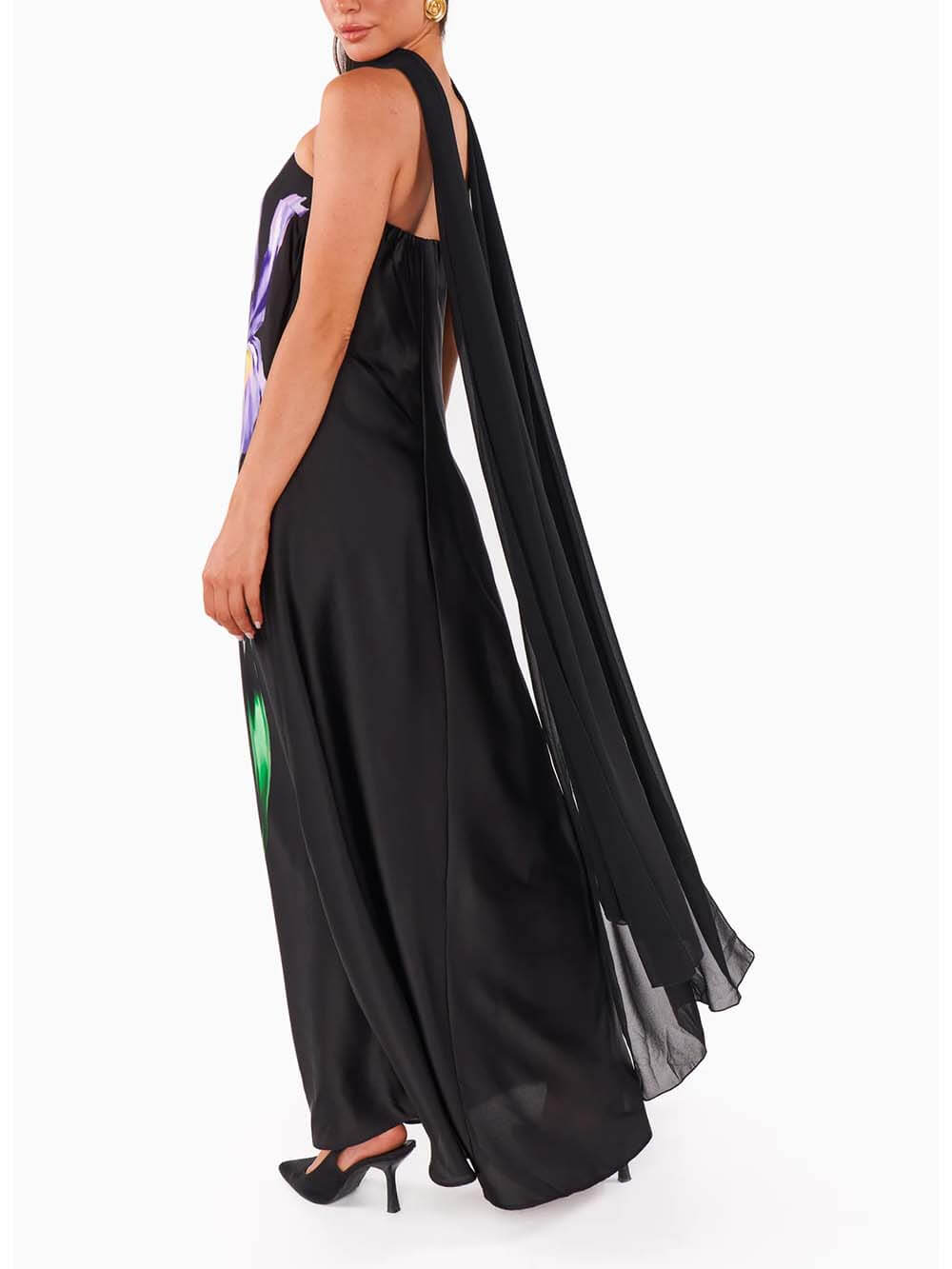 Elegantes bedrucktes schulterfreies Maxikleid mit Schal