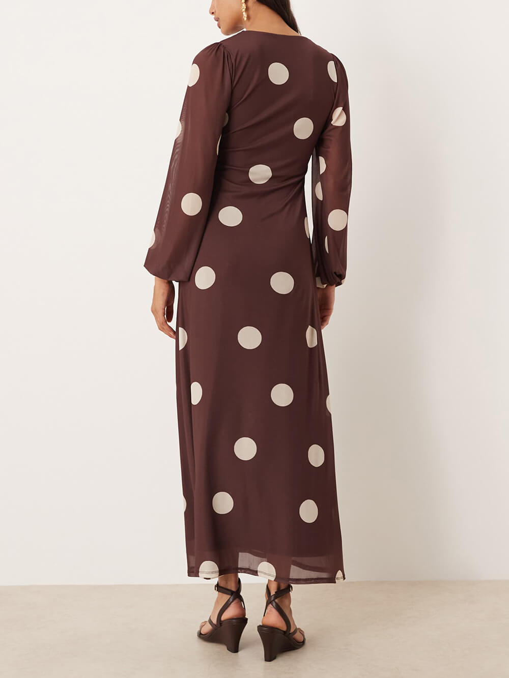 Elegantes Maxikleid mit Polka Dot-Print und Laternenärmeln