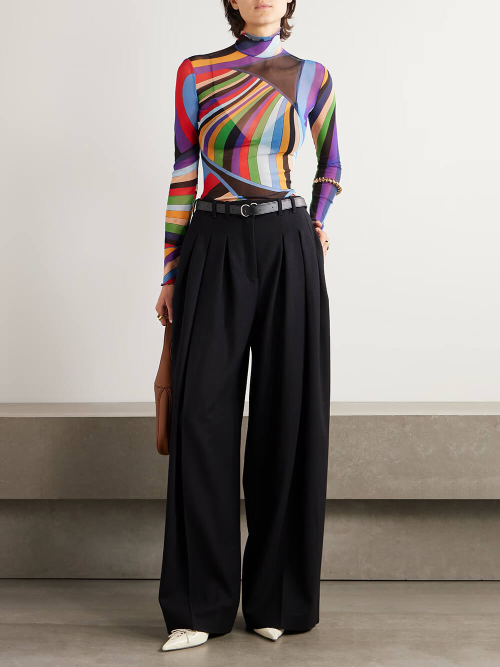 Retro-Plisseehose mit weitem Bein und lockeren Taschen