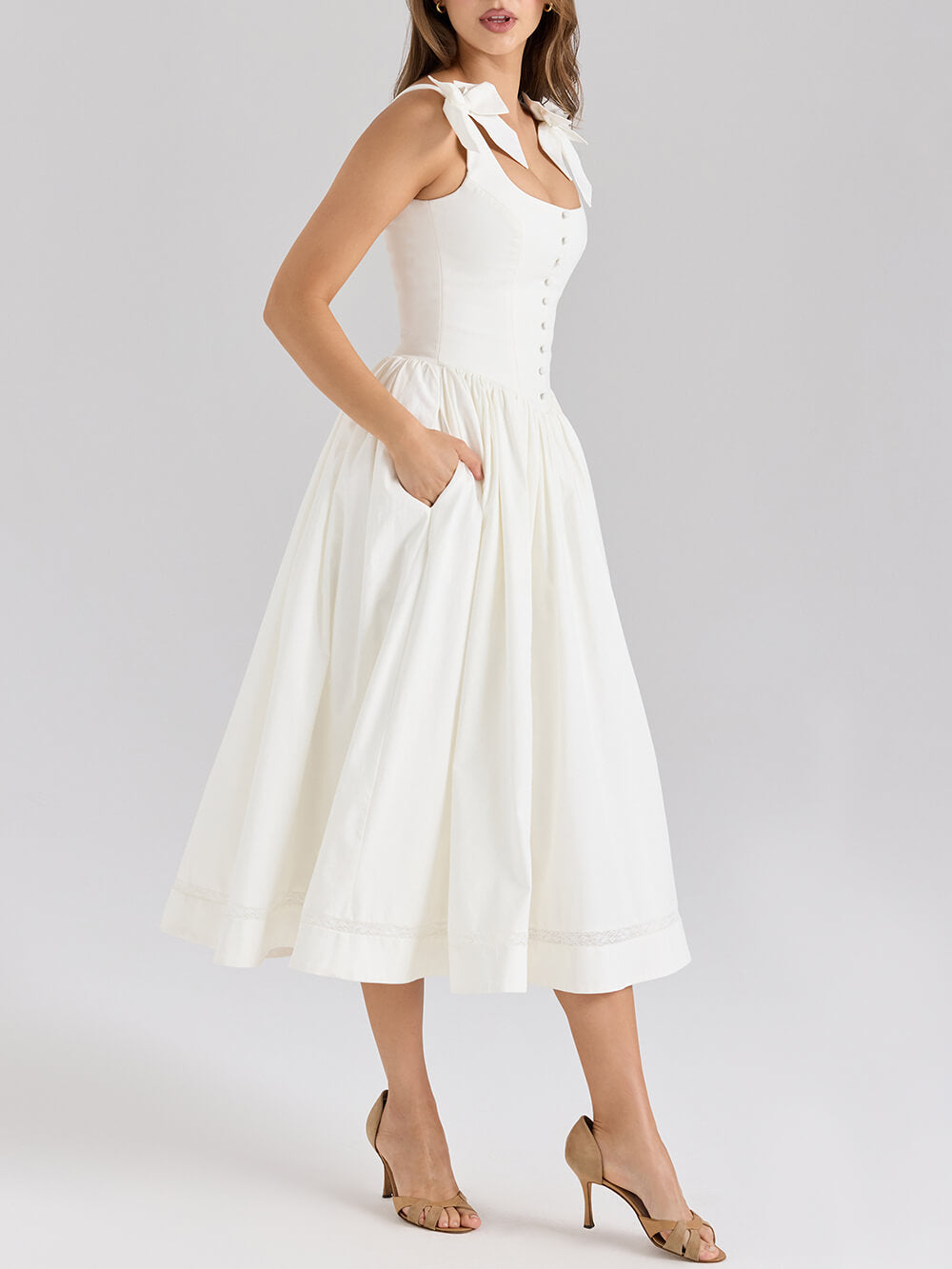 Robe mi-longue plissée à nœud drapé rétro