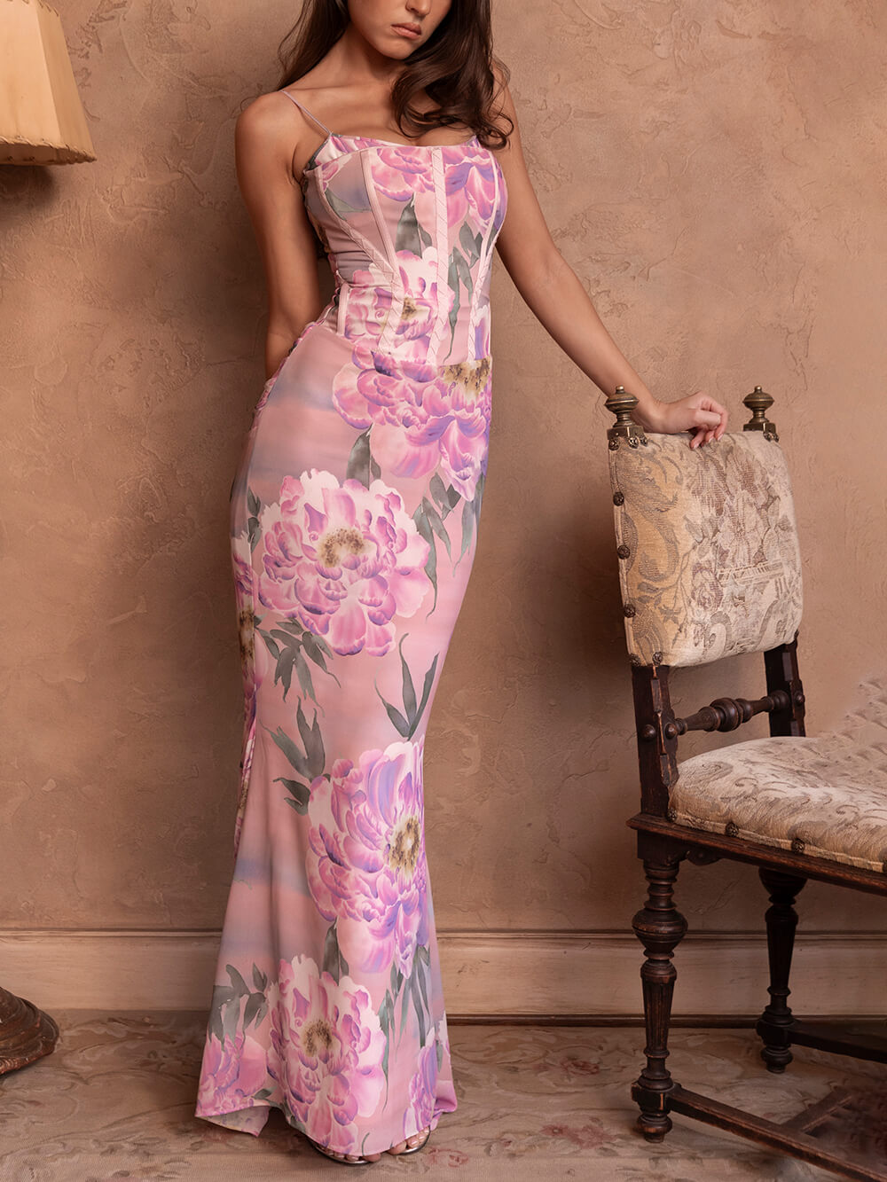 Robe longue corset à imprimé floral rose rétro