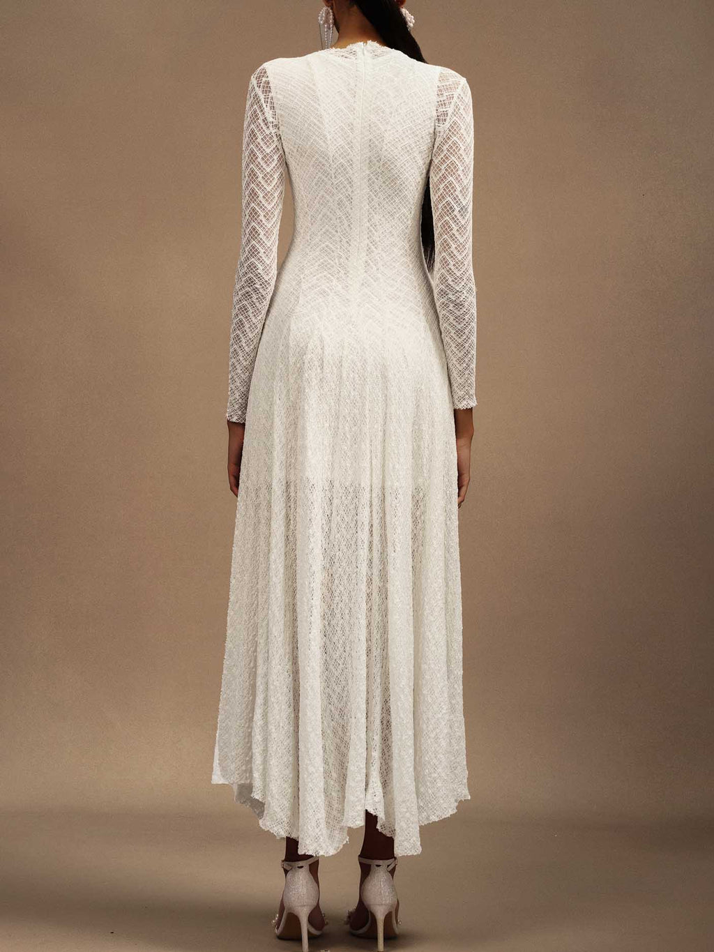 Elegant Lace Round Neck A-Line Maxi Dress